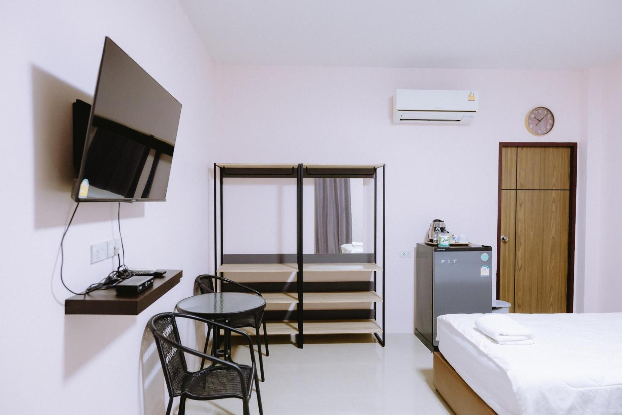 Peeranon Resort Накхон-Найок Номер фото